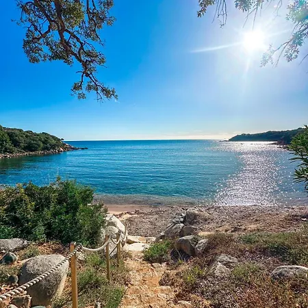 Villa Clementina Di Punta D'arasu