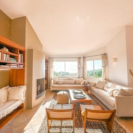 Clementina Di Punta D'arasu *