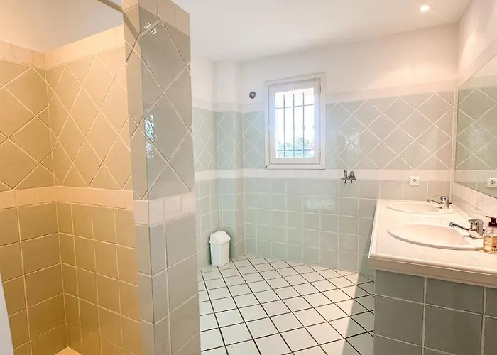 Villa Clementina Di Punta D'arasu *